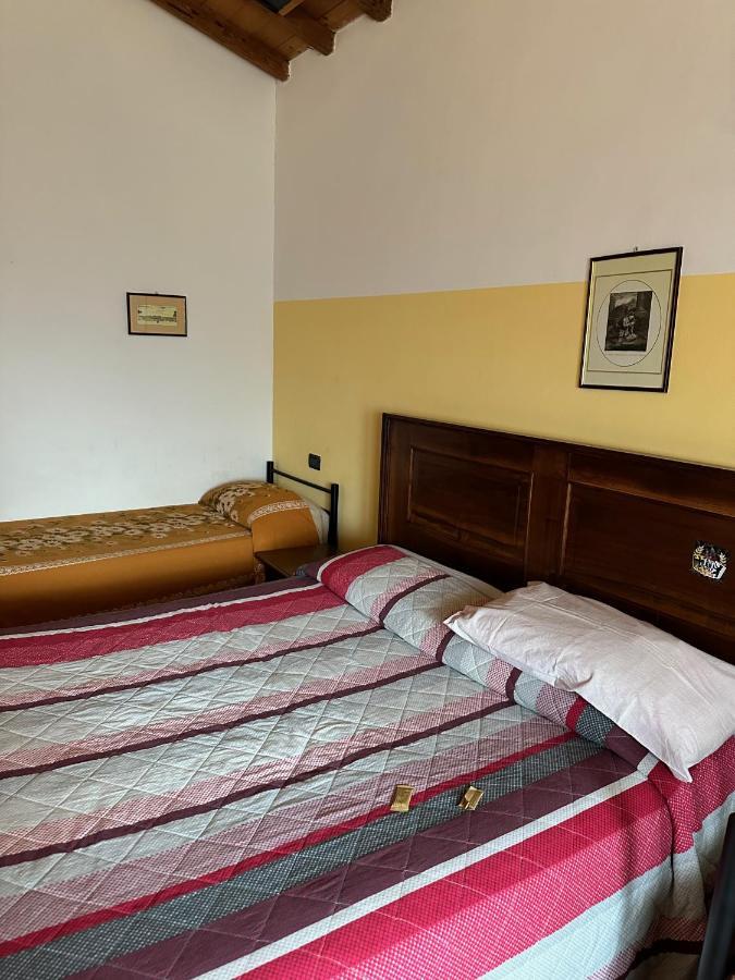 Agriturismo La Rasdora Porto Mantovano Eksteriør billede